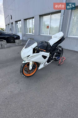 Спортбайк Suzuki GSX-R 600 2008 в Киеве