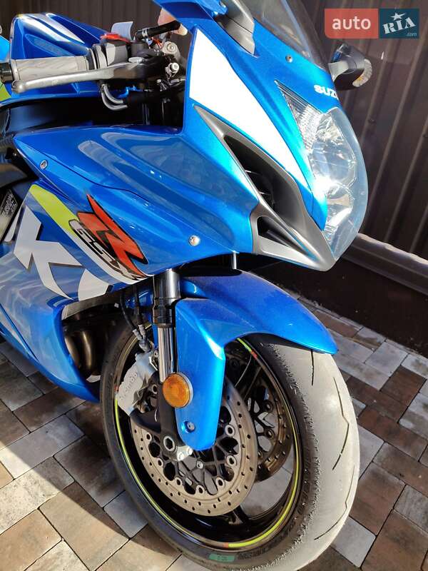Спортбайк Suzuki GSX-R 600 2018 в Білогородці фото 9 Спортбайк Suzuki GSX-R 600 2018 в Білогородці