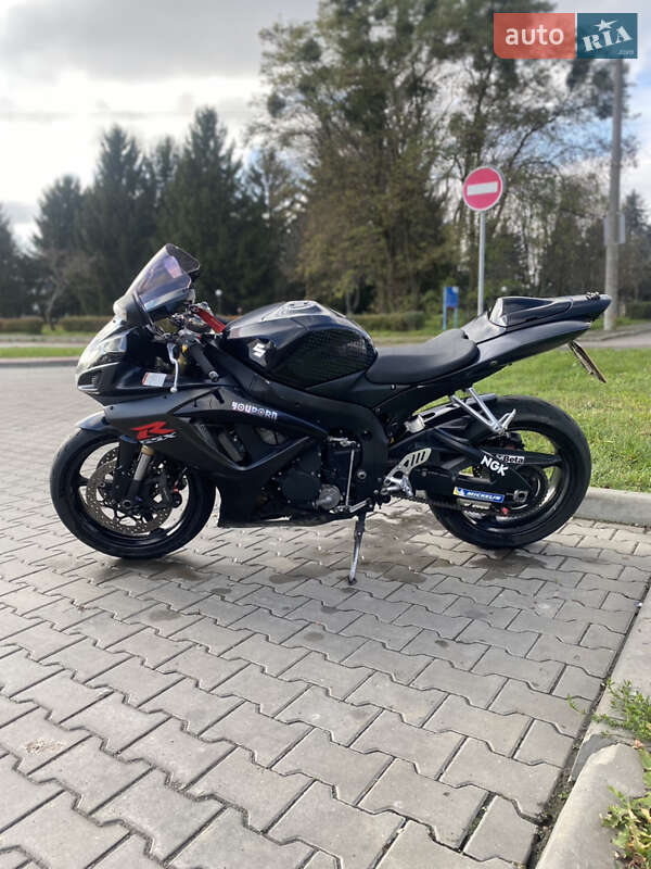 Спортбайк Suzuki GSX-R 600 2006 в Луцке