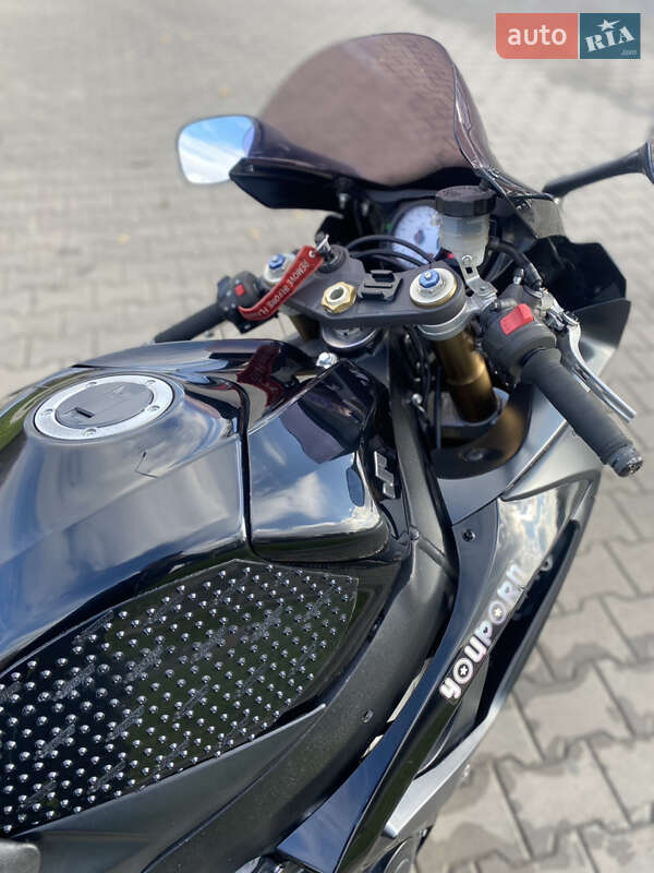 Спортбайк Suzuki GSX-R 600 2006 в Луцке