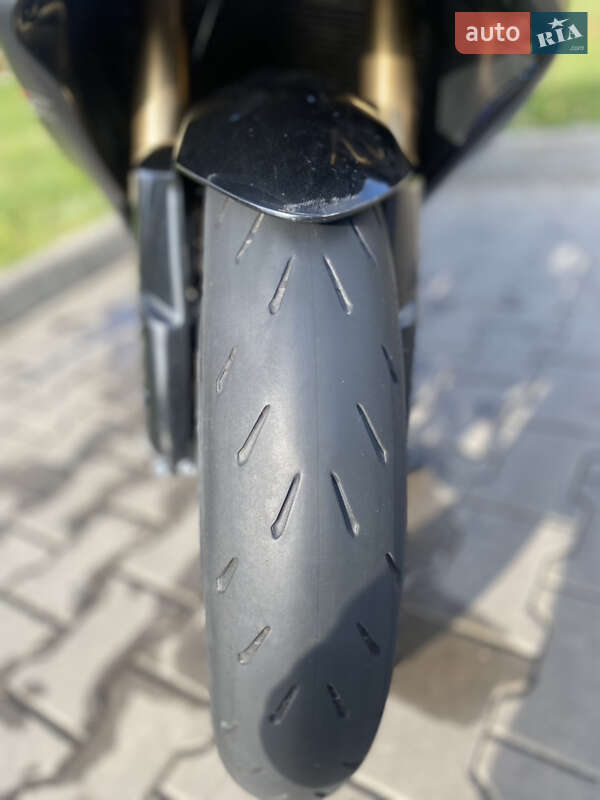 Спортбайк Suzuki GSX-R 600 2006 в Луцке