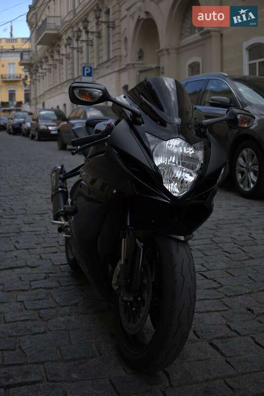 Спортбайк Suzuki GSX-R 600 2019 в Одессе
