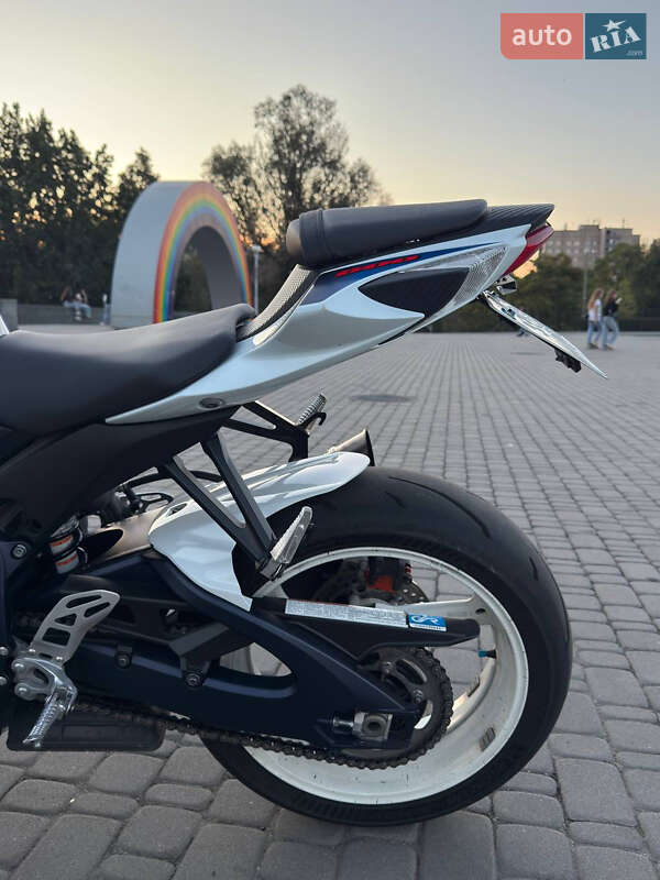 Спортбайк Suzuki GSX-R 600 2011 в Запорожье