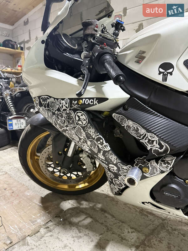 Спортбайк Suzuki GSX-R 600 2012 в Шепетовке