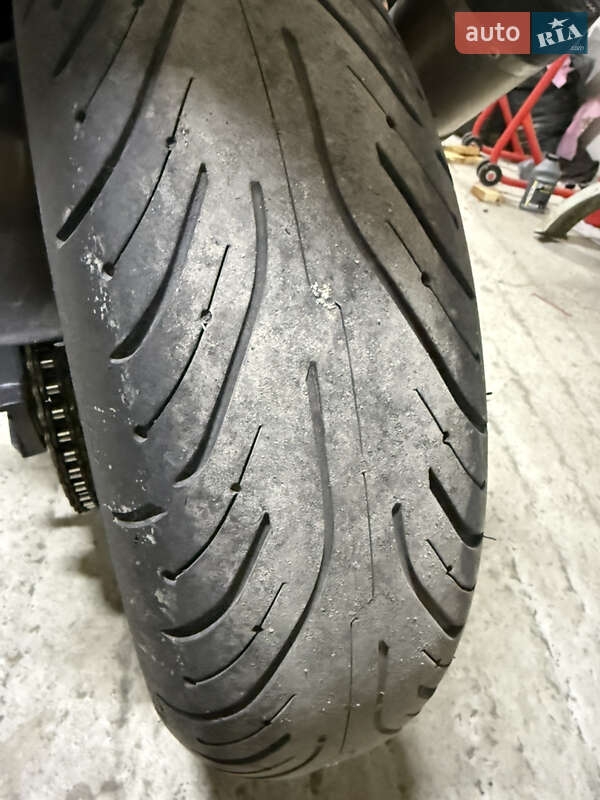 Спортбайк Suzuki GSX-R 600 2012 в Шепетовке