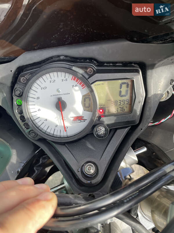 Спортбайк Suzuki GSX-R 600 2007 в Полтаве фото 17 Спортбайк Suzuki GSX-R 600 2007 в Полтаве