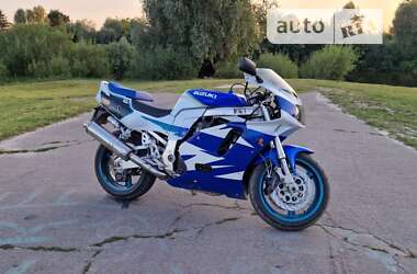 Мотоцикл Спорт-туризм Suzuki GSX-R 750 1995 в Сарнах