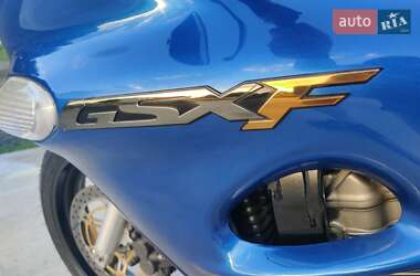 Мотоцикл Спорт-туризм Suzuki GSX-R 750 2002 в Гайвороні