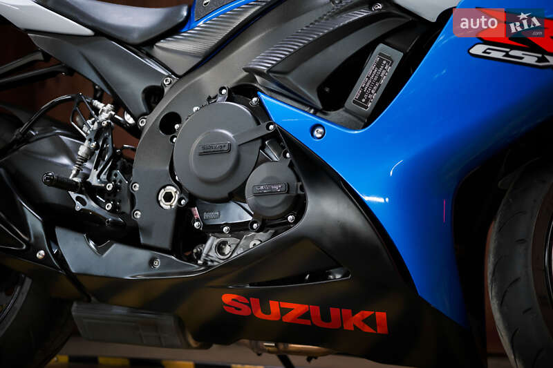 Спортбайк Suzuki GSX-R 750 2011 в Дніпрі