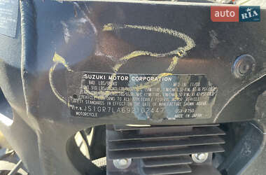 Спортбайк Suzuki GSX-R 750 2009 в 