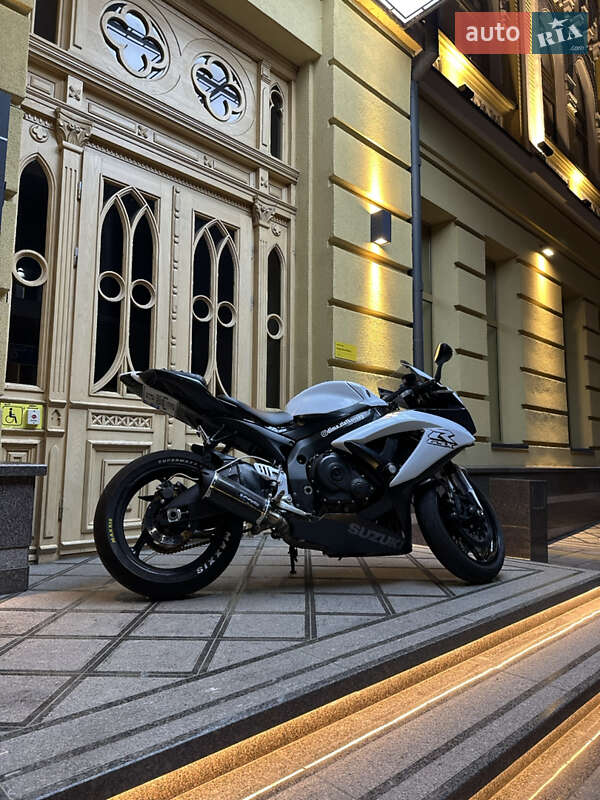 Спортбайк Suzuki GSX-R 750 2008 в Черкассах