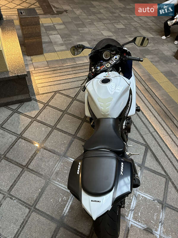 Спортбайк Suzuki GSX-R 750 2008 в Черкассах