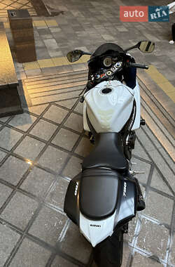 Спортбайк Suzuki GSX-R 750 2008 в 