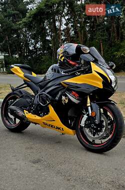 Спортбайк Suzuki GSX-R 750 2018 в Кропивницькому