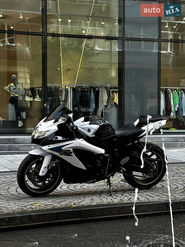 Спортбайк Suzuki GSX-R 750 2009 в Днепре