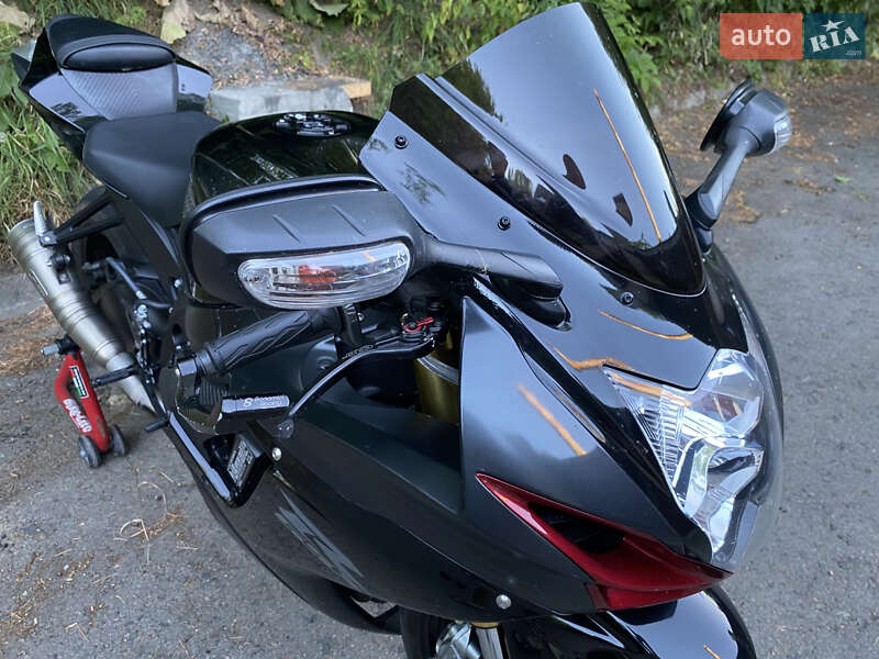 Спортбайк Suzuki GSX-R 750 2016 в Ровно фото 23 Спортбайк Suzuki GSX-R 750 2016 в Ровно