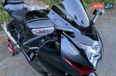Спортбайк Suzuki GSX-R 750 2016 в 