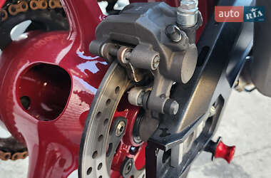 Спортбайк Suzuki GSX-R 750 2023 в 