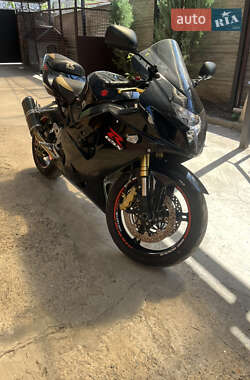 Спортбайк Suzuki GSX-R 750 2004 в Запорожье