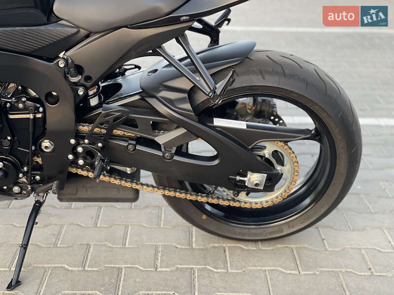 Спортбайк Suzuki GSX-R 750 2024 в Одессе фото 16 Спортбайк Suzuki GSX-R 750 2024 в Одессе