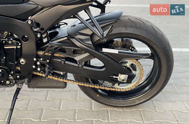 Спортбайк Suzuki GSX-R 750 2024 в 