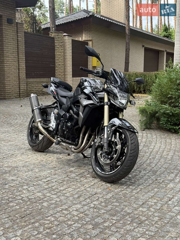 Мотоцикл Без обтекателей (Naked bike) Suzuki GSX-R 750 2015 в 