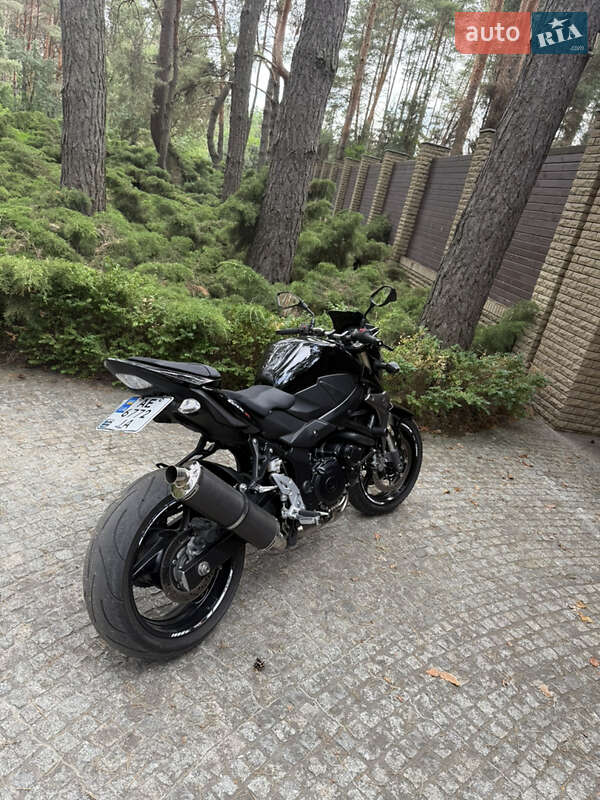 Мотоцикл Без обтекателей (Naked bike) Suzuki GSX-R 750 2015 в Днепре