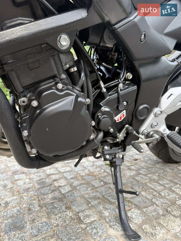 Мотоцикл Без обтекателей (Naked bike) Suzuki GSX-R 750 2015 в Днепре