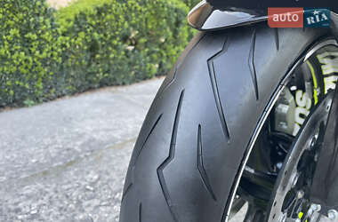 Спортбайк Suzuki GSX-R 750 2019 в 
