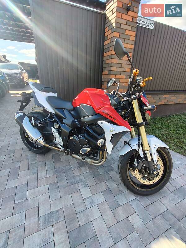 Мотоцикл Без обтекателей (Naked bike) Suzuki GSX-R 750 2017 в 