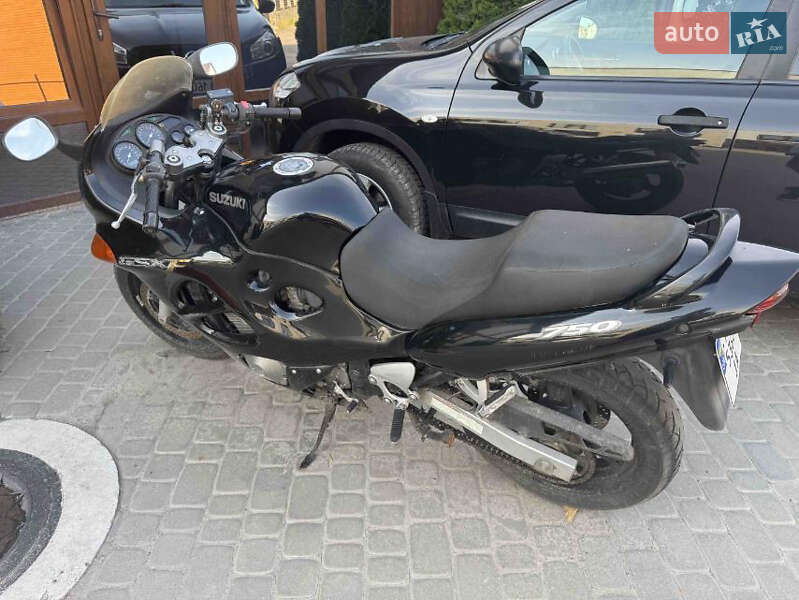 Мотоцикл Спорт-туризм Suzuki GSX-R 750 2003 в Виннице