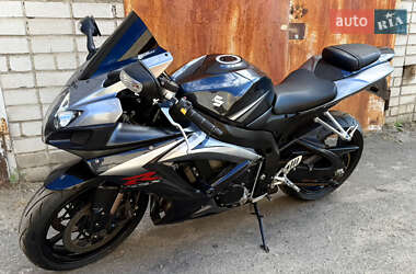 Спортбайк Suzuki GSX-R 750 2007 в 