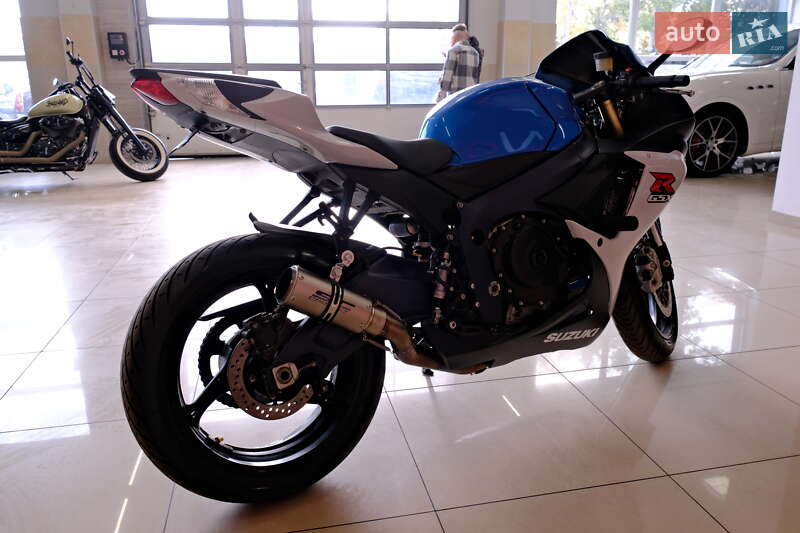 Спортбайк Suzuki GSX-R 750 2011 в Одессе фото 5 Спортбайк Suzuki GSX-R 750 2011 в Одессе