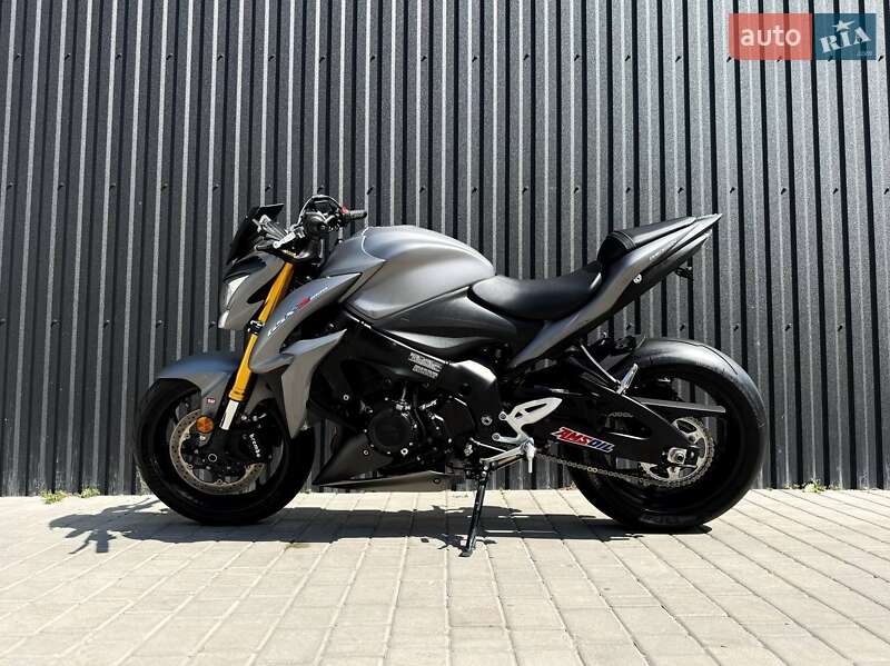 Мотоцикл Без обтекателей (Naked bike) Suzuki GSX-S 1000 2016 в Одессе