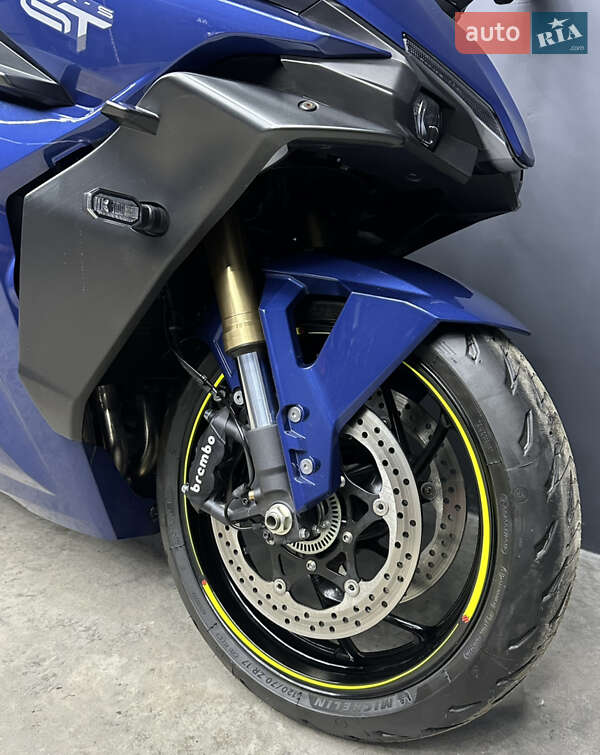 Мотоцикл Круизер Suzuki GSX-S 1000GT 2024 в Нежине фото 14 Мотоцикл Круизер Suzuki GSX-S 1000GT 2024 в Нежине