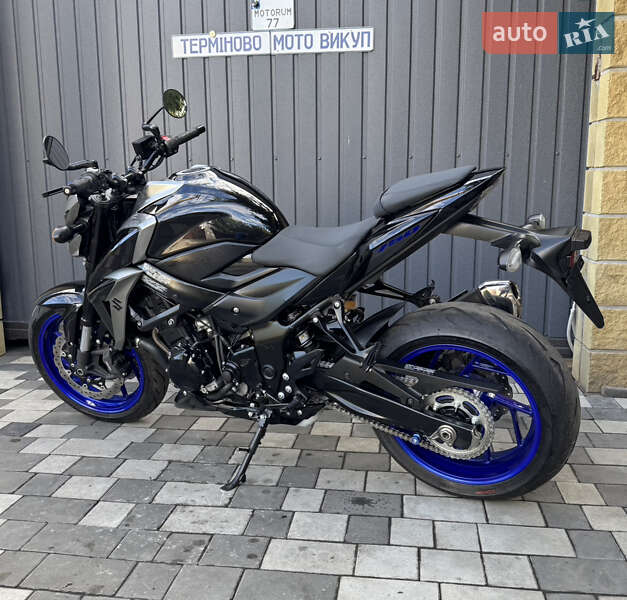 Мотоцикл Без обтекателей (Naked bike) Suzuki GSX-S 750 2018 в Новомосковске