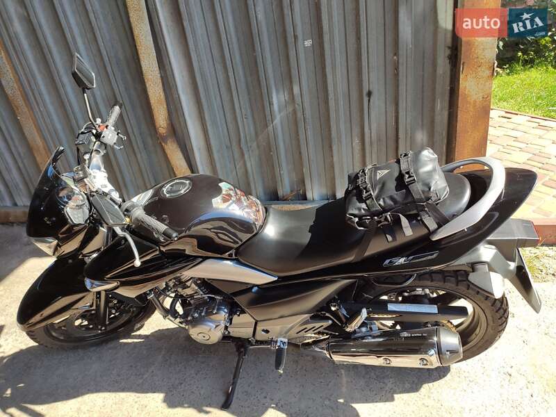 Мотоцикл Без обтікачів (Naked bike) Suzuki GW 250 2014 в Києві