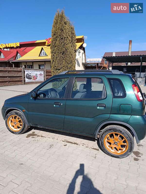 Хэтчбек Suzuki Ignis 2001 в Хотине