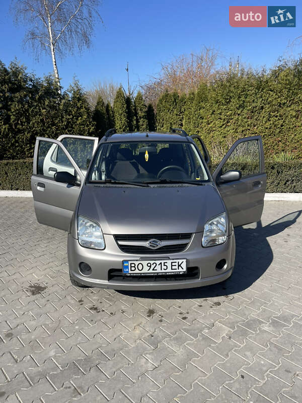 Хэтчбек Suzuki Ignis 2004 в Подволочиске
