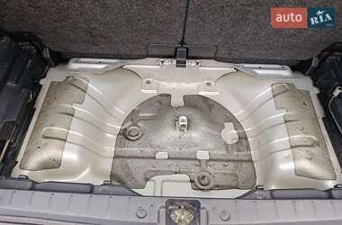 Хэтчбек Suzuki Ignis 2003 в Одессе