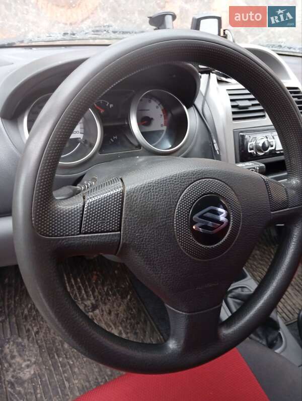 Универсал Suzuki Ignis 2007 в Харькове фото 5 Универсал Suzuki Ignis 2007 в Харькове