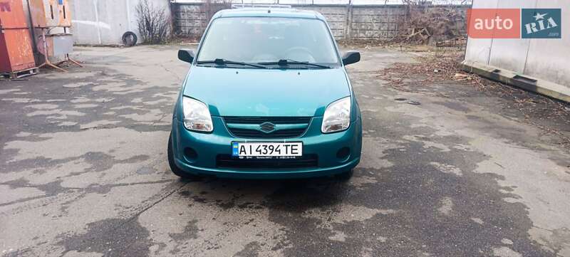 Suzuki Ignis 2003
