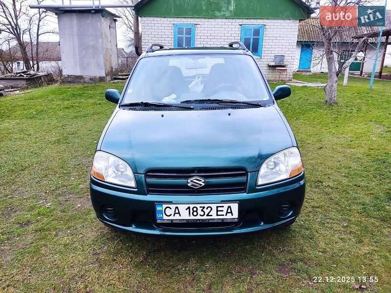 Хэтчбек Suzuki Ignis 2004 в Драбове