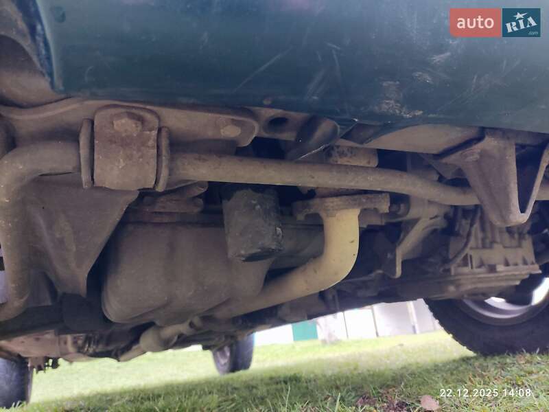 Хэтчбек Suzuki Ignis 2004 в Драбове