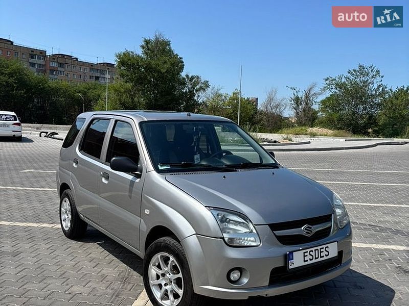 Универсал Suzuki Ignis 2004 в Кривом Роге фото Универсал Suzuki Ignis 2004 в Кривом Роге