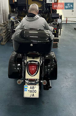 Мотоцикл Круизер Suzuki Intruder 400 Classic 2014 в 