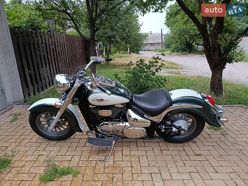 Suzuki Intruder 400 Classic 2009