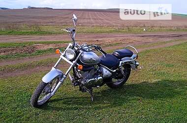 Мотоцикл Классик Suzuki Intruder 400 2004 в Ширяево