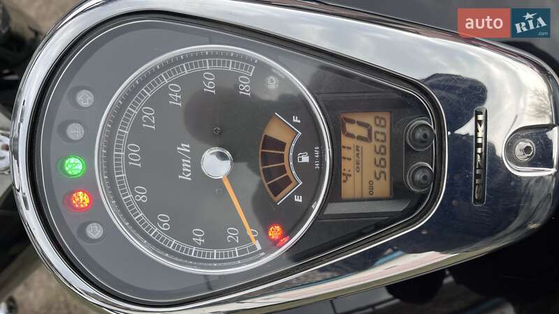 Мотоцикл Круізер Suzuki Intruder 400 2012 в Баришівка