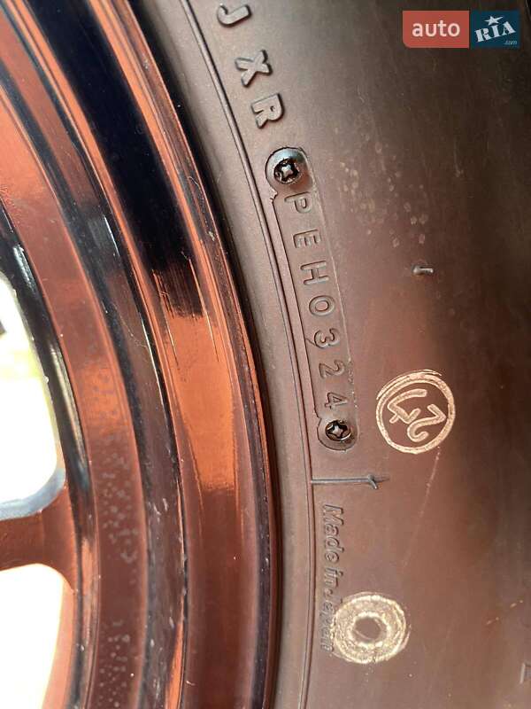 Мотоцикл Круизер Suzuki Intruder 400 2007 в Магдалиновке